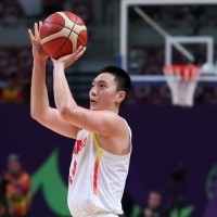 手感回暖！胡明轩首节4分钟2投2中贡献5分 三分1中1