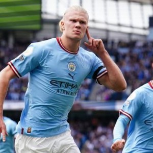 皇冠体育-曼城主宰德比击垮曼联 英媒：已不是同级别较量