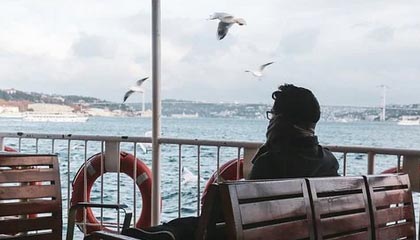 皇冠体育登录app网址-董方卓：传控压制是国足未来，U23胜利证明实力|日本|中国男足|U23亚洲杯|青训|球员_新浪体育_新浪新闻